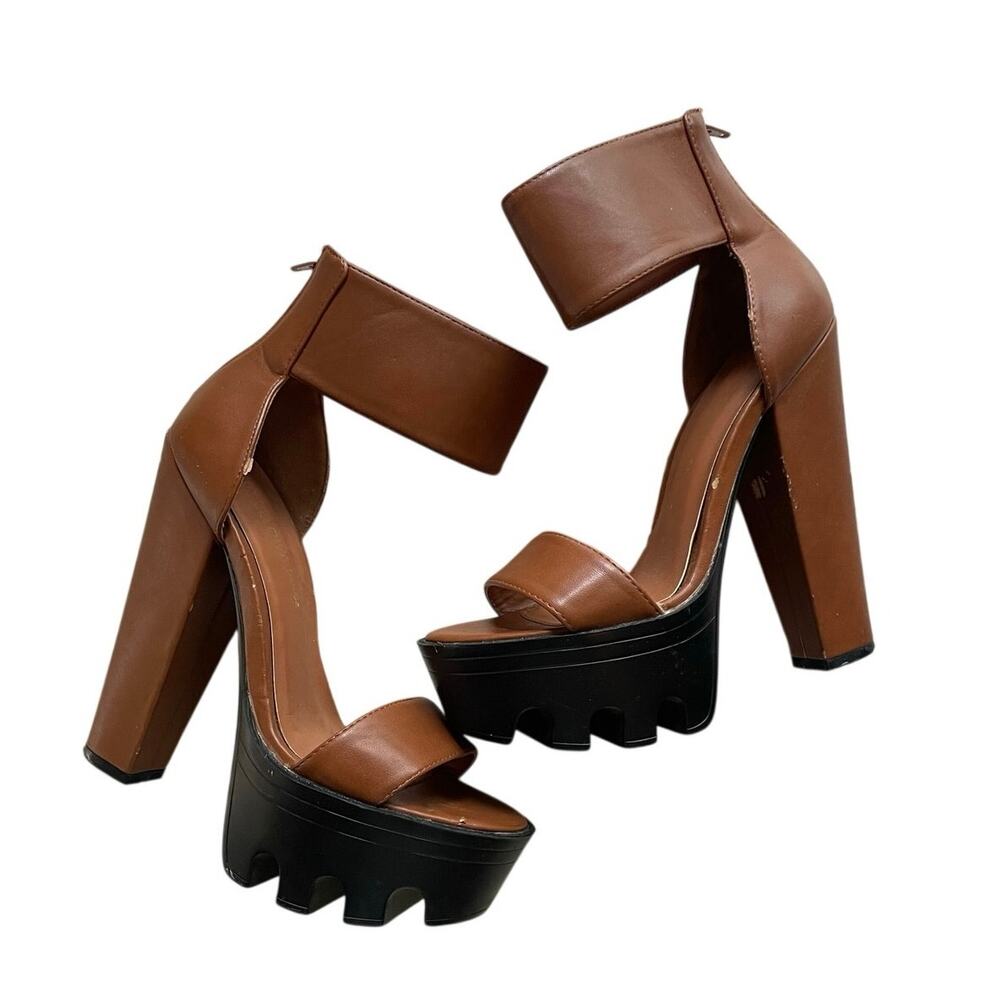 Wild Diva Lounge Brown Two-Tone Ankle Strap Lug Sole Platform Heel